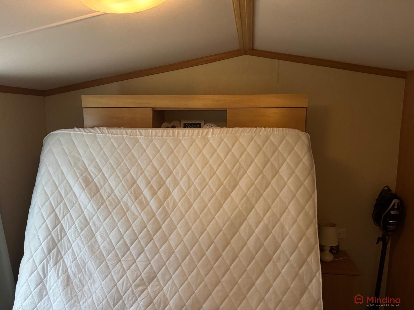 Swift Burgundy 3,7×11,5