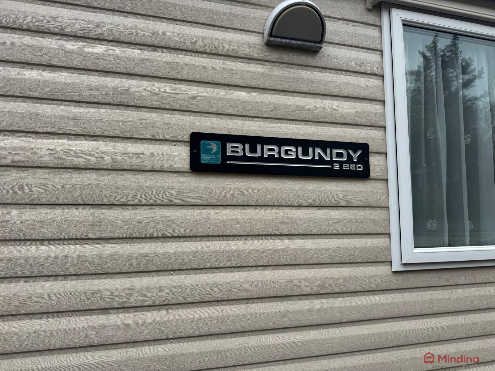 Swift Burgundy 3,7×11,5